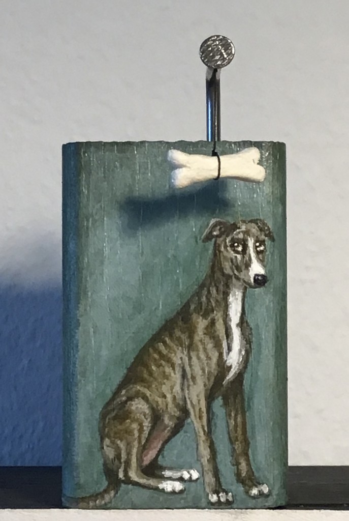 Mit kleinem Knochen (Modelliermasse)